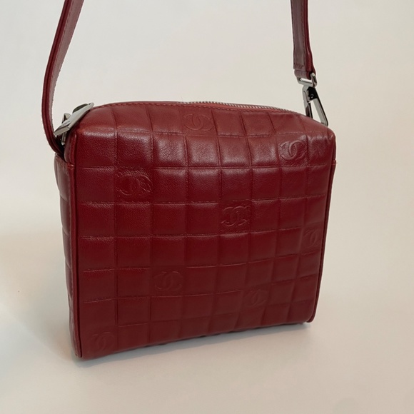 Chocolate Bar Chanel - Picture 9 of 9